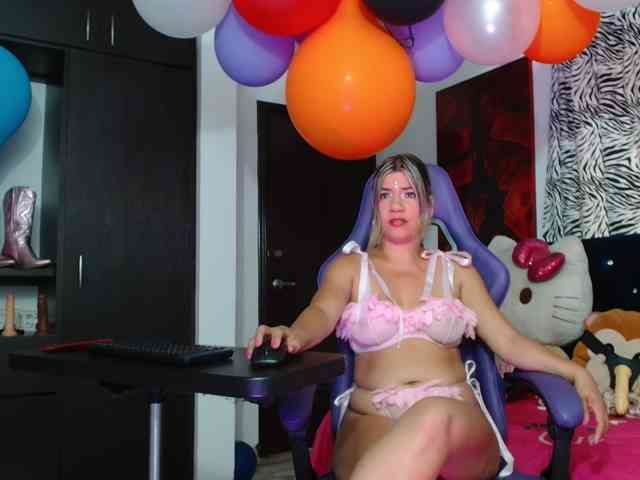 hot-sexy-bunny webcam
