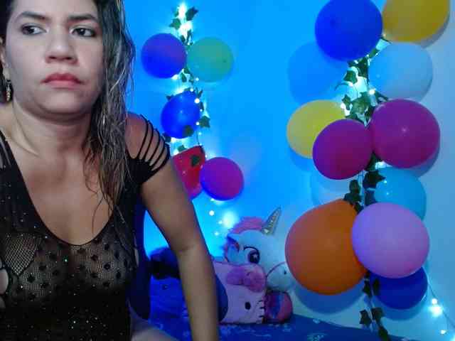 hot-sexy-bunny webcam