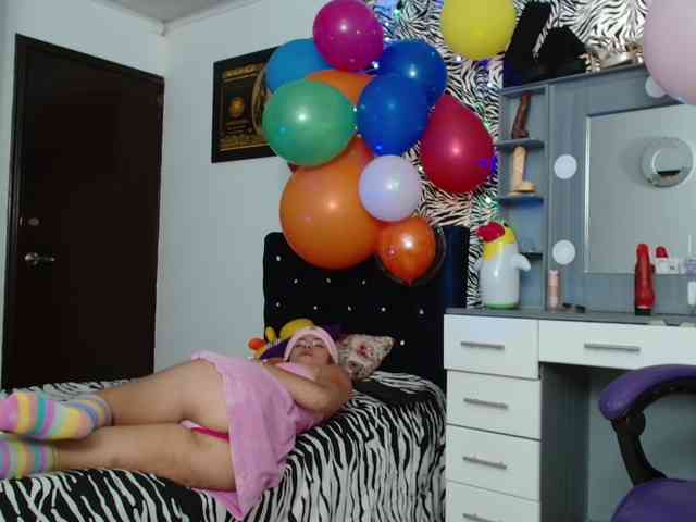 hot-sexy-bunny webcam