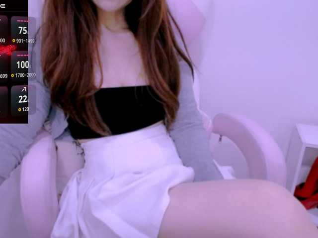 Cheriana live cam on BongaCams
