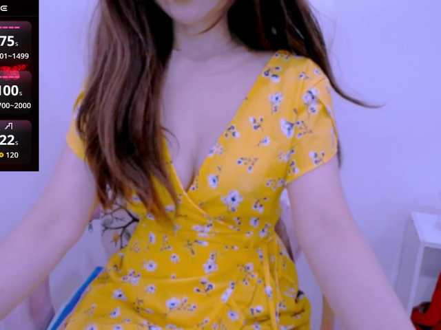 Cheriana live webcam show
