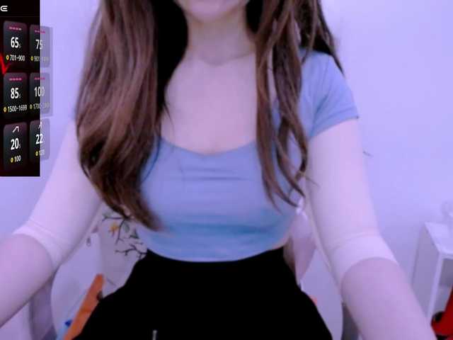 Cheriana live cam on BongaCams