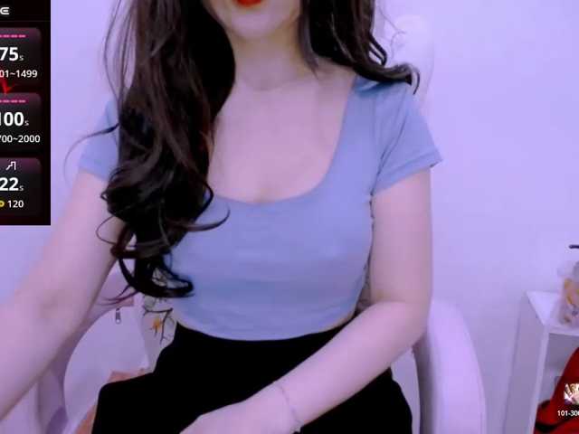 Cheriana live cam on BongaCams