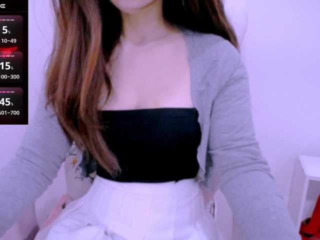 Cheriana live cam on BongaCams