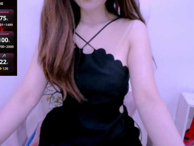 Cheriana live cam on BongaCams