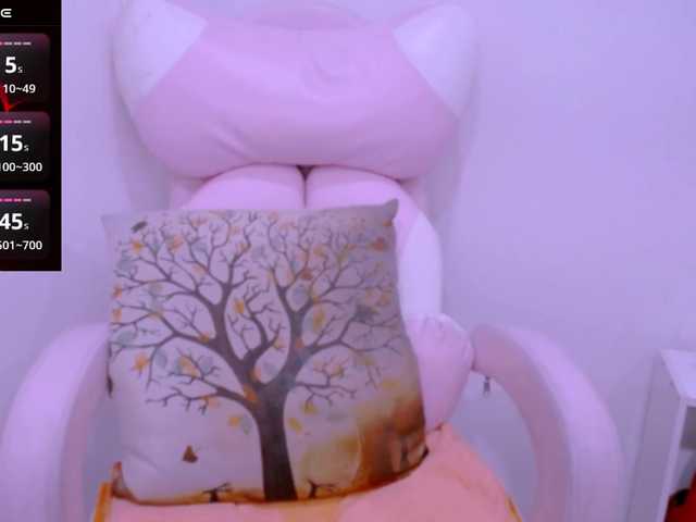 Cheriana live cam on BongaCams