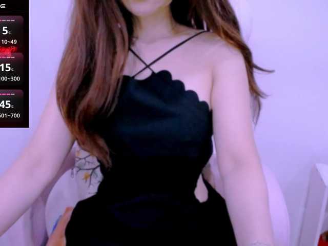 Cheriana live webcam show