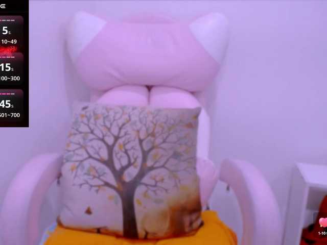 Cheriana live cam on BongaCams