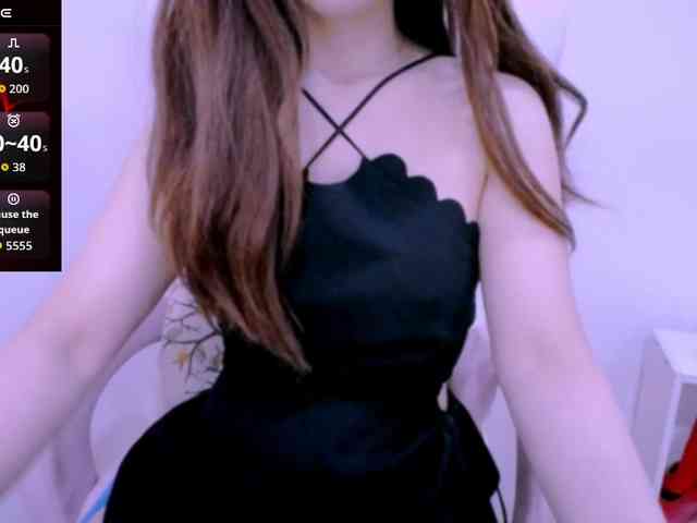 Model: Cheriana
