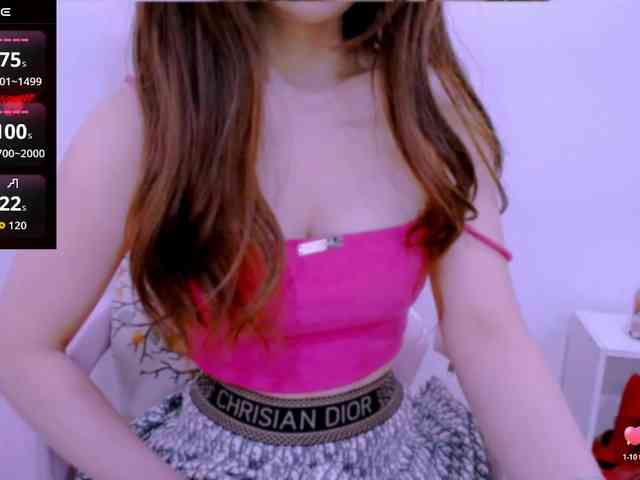 Model: Cheriana