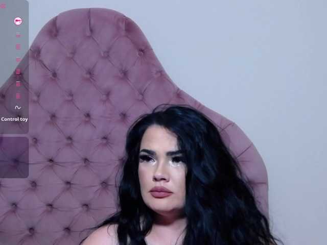 Margosha-yours live cam on BongaCams