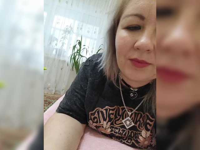 Sweet_Symphony live cam preview