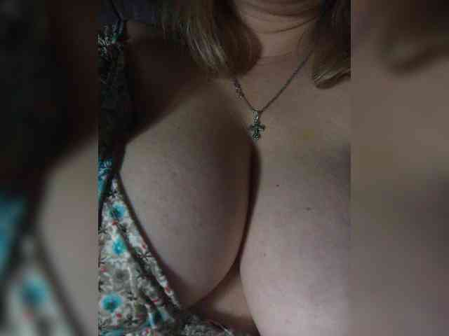 Sweet_Symphony webcam
