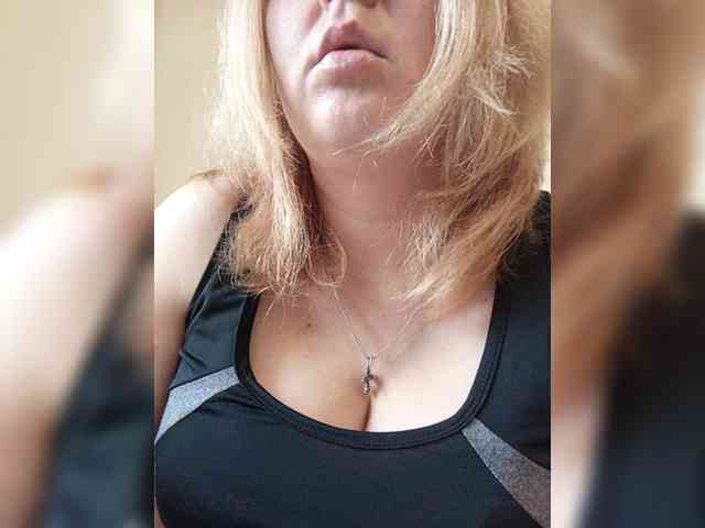 Sweet_Symphony webcam
