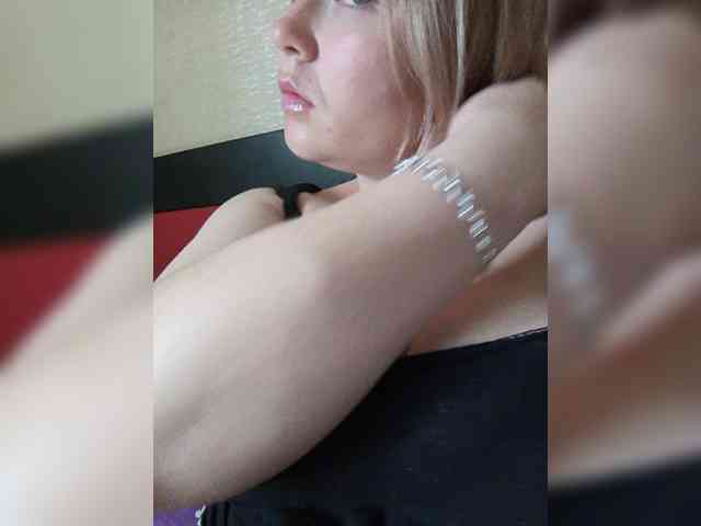 Sweet_Symphony webcam