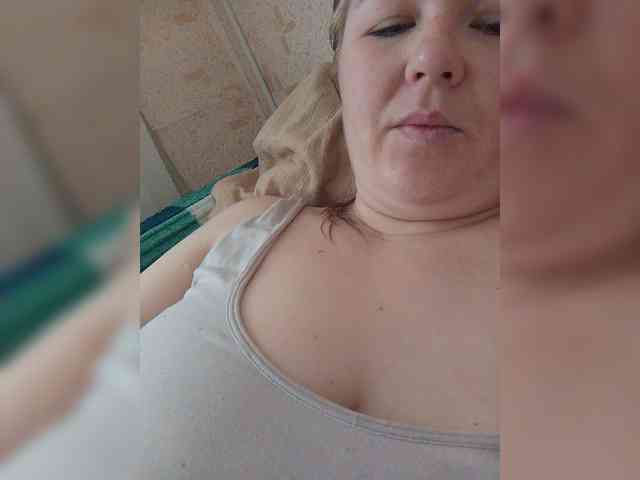 Sweet_Symphony webcam