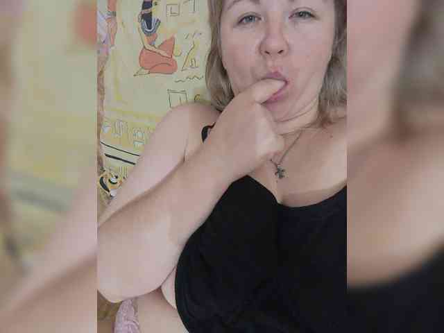 Sweet_Symphony webcam