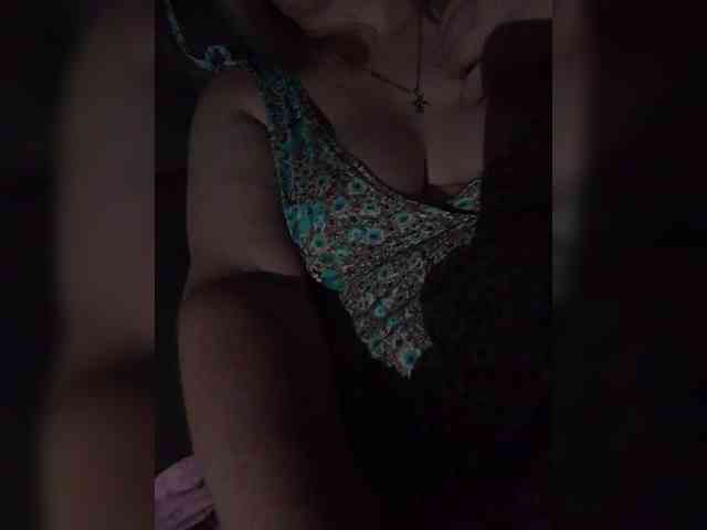 Sweet_Symphony webcam