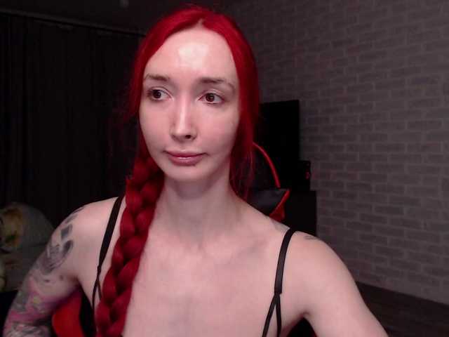 Natali-Sweet live webcam show