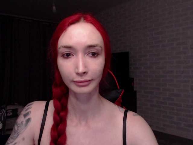 Natali-Sweet live cam on BongaCams
