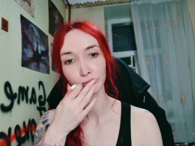 Roxy-Sun live cam on BongaCams