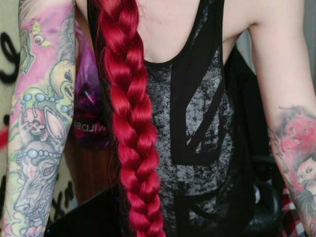 Natali-Sweet live cam on BongaCams