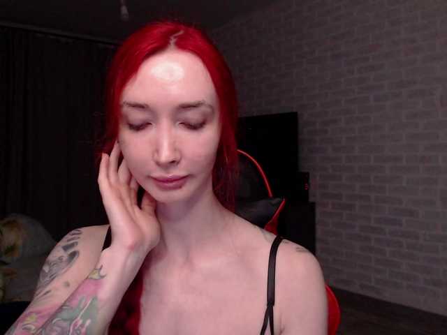 Natali-Sweet live webcam show