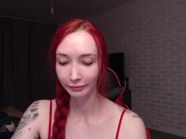 Natali-Sweet live cam on BongaCams