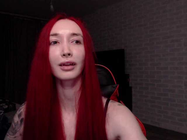 Natali-Sweet live cam on BongaCams