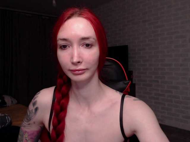 Natali-Sweet live cam on BongaCams