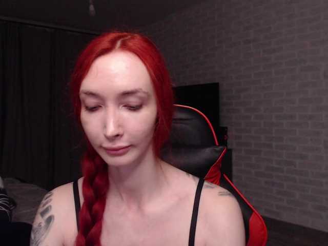 Natali-Sweet live cam on BongaCams