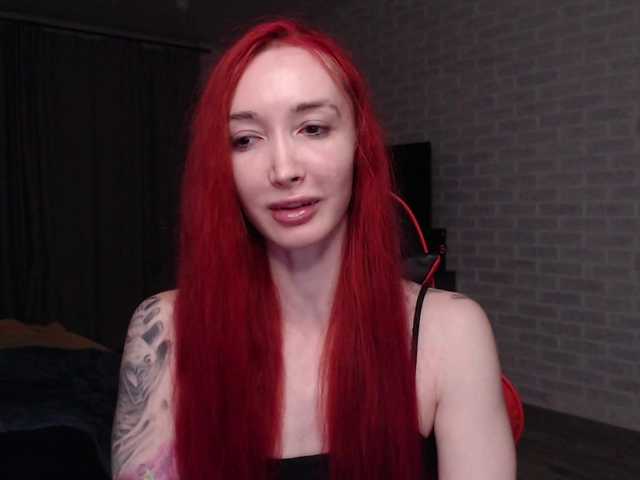 Natali-Sweet live cam on BongaCams