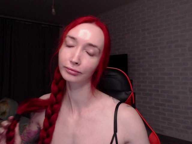 Natali-Sweet live webcam show