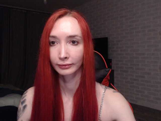Natali-Sweet live cam on BongaCams