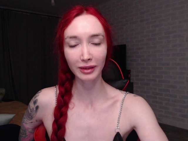 Natali-Sweet live cam on BongaCams