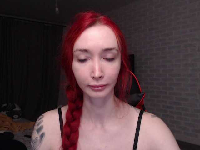 Natali-Sweet live cam on BongaCams