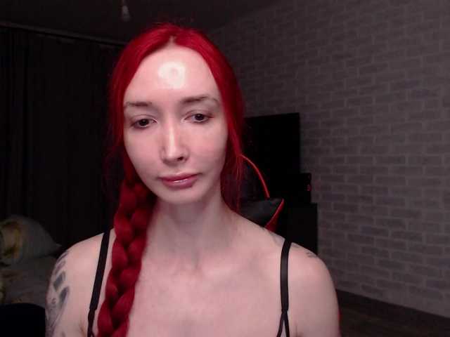 Natali-Sweet live webcam show
