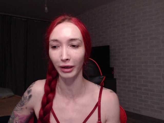Natali-Sweet live cam on BongaCams