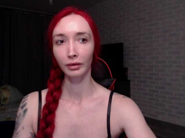 Natali-Sweet live webcam show