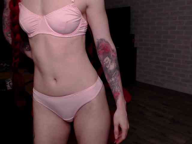 Model: Roxy-Sun