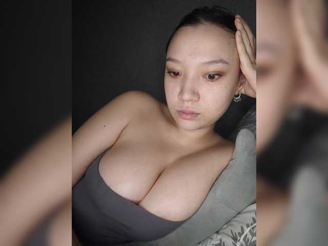 Arina979797 live cam on BongaCams