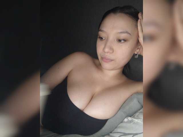 Arina979797 live cam on BongaCams