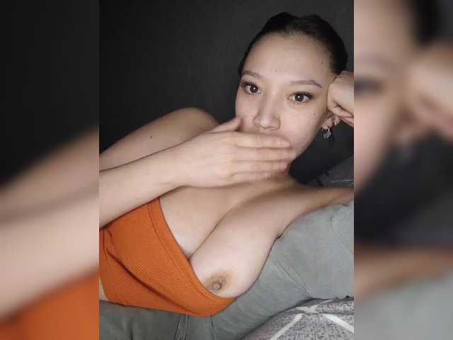 Arina979797 live cam on BongaCams