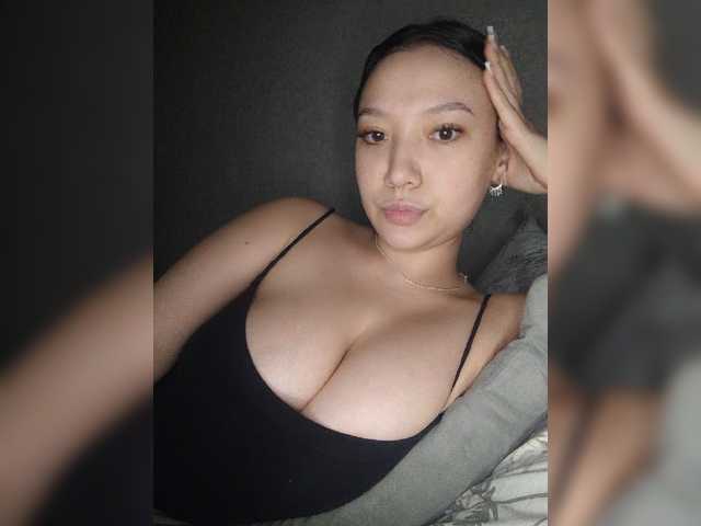 Arina979797 live cam on BongaCams