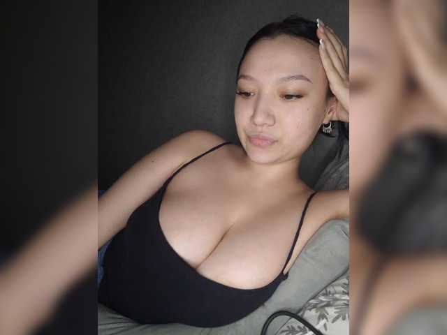 Arina979797 live cam on BongaCams