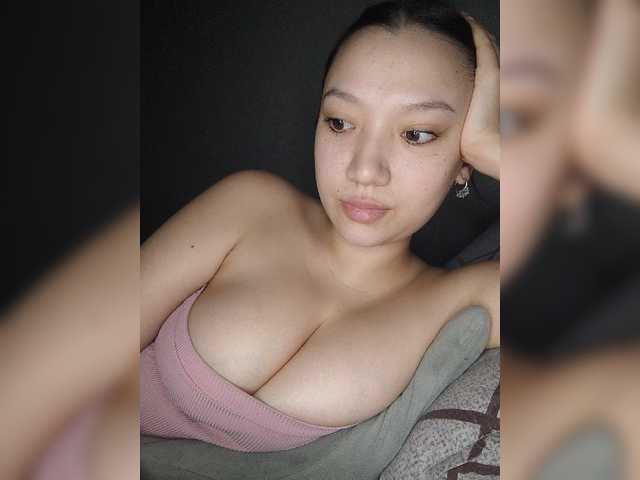 Arina979797 live cam on BongaCams