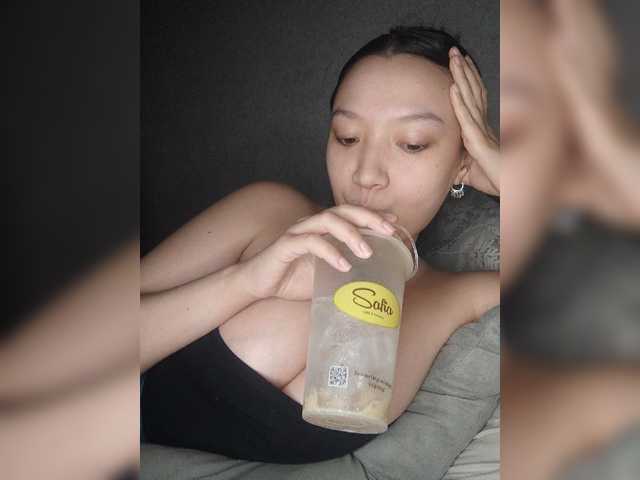 Arina979797 live cam on BongaCams
