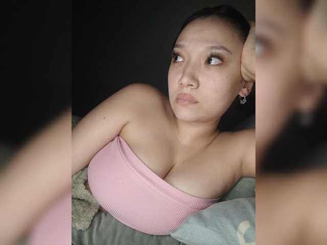 Arina979797 live cam on BongaCams