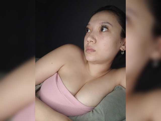 Arina979797 live cam on BongaCams