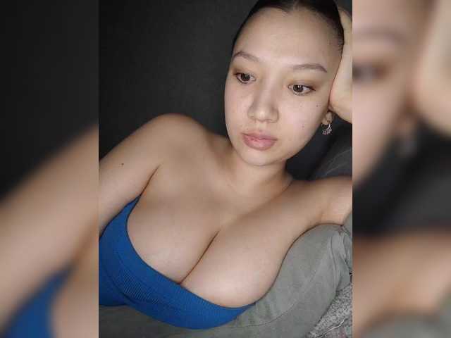 Arina979797 live cam on BongaCams